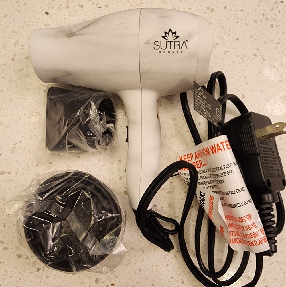 NEW in Box Sutra Beauty Travel Hair Blow Dryer